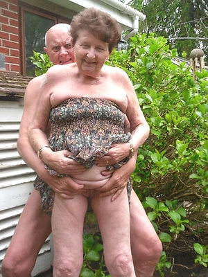 Grannies also love to be a nudists - Mature Naturists